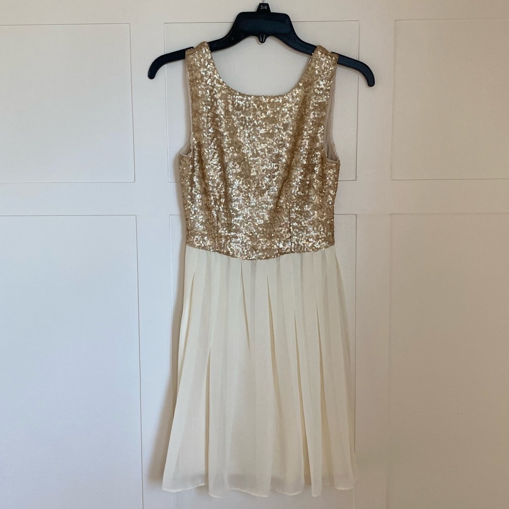 D. Darlin Gold and Cream Sequin Party Dress - JUNIORS size 3/4
